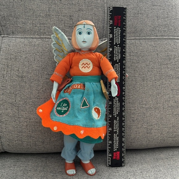 Aquarius Angels of the Zodiac. Posable Doll Figurine January February - Picture 11 of 14